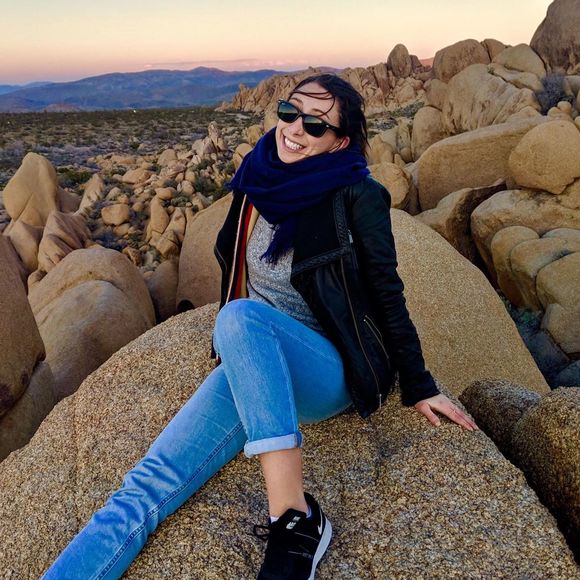 Profile Picture of Ariel Greene (@agreene824) on Poshmark