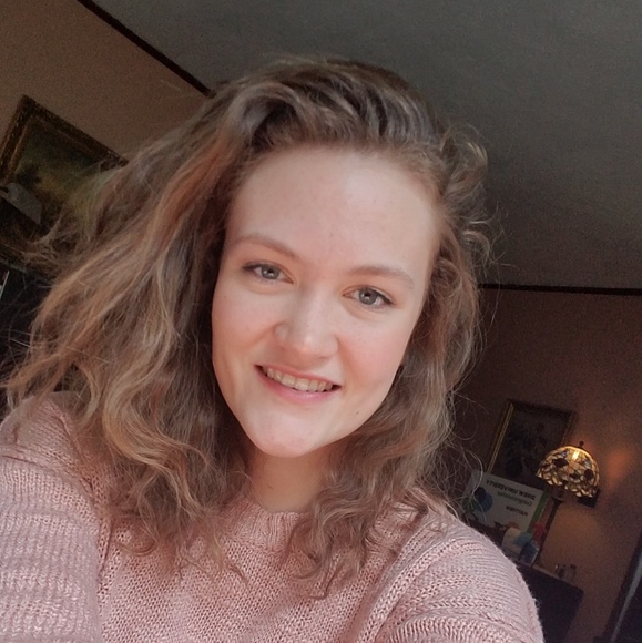 Profile Picture of Madeleine Johannes (@madeleinej3) on Poshmark