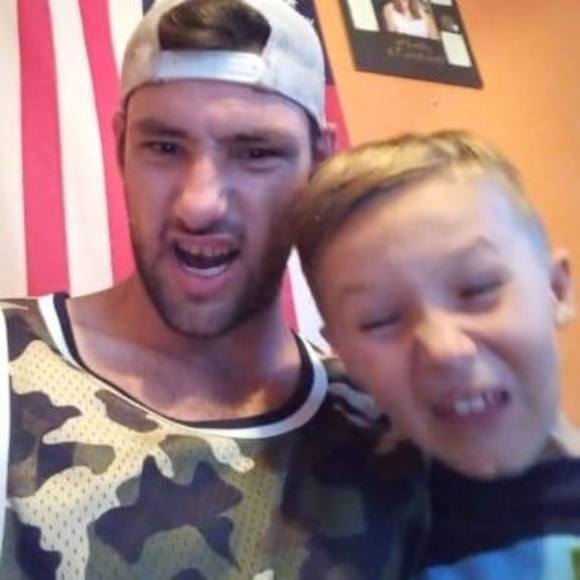 Profile Picture of Chris Cardwell (@chris_cardwell) on Poshmark