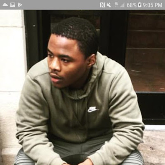 Profile Picture of Alex Brazzell (@alexbrazzell982) on Poshmark