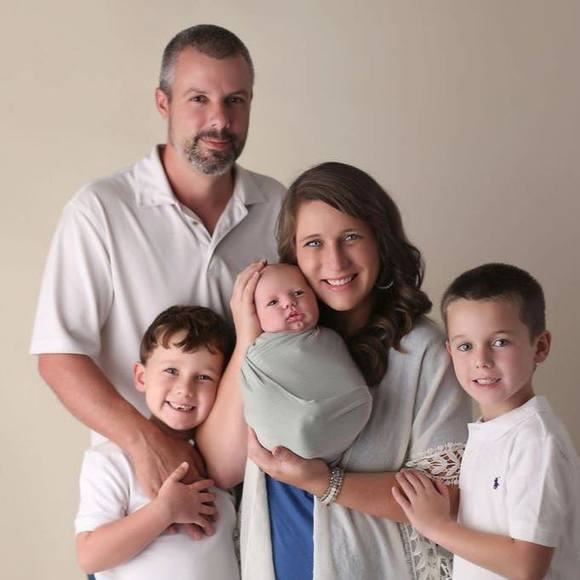 Profile Picture of Kimberly Squyres (@kimberly822) on Poshmark