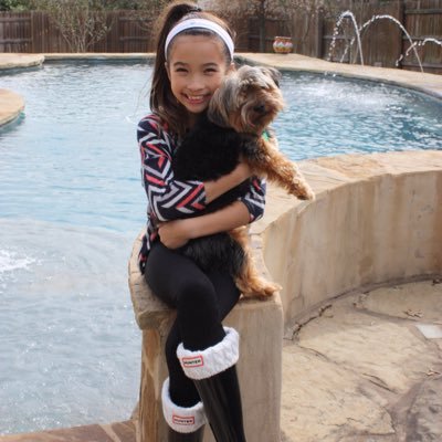 Profile Picture of Caroline Manning (@caaarolinee_m) on Twitter