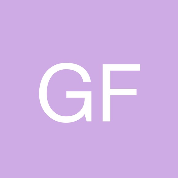 Profile Photo of Grace Faherty (@gracepf2005) on Poshmark