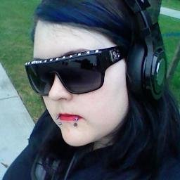 Profile Picture of Rebecca Connors (@Mansonminion666) on Twitter