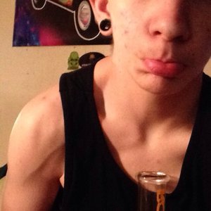 Dylan Moody - Myspace Profile Picture of Dylan Moody (@fluczirl) on Myspace