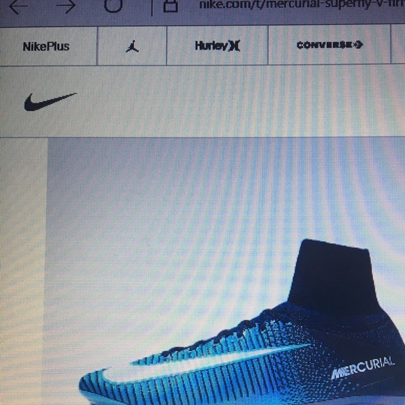 Profile Picture of Ryan Lennox (@ryanlennox) on Poshmark