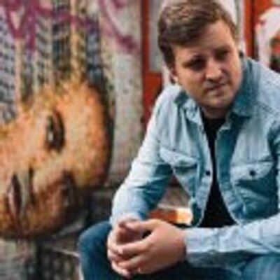 Profile Picture of James Walsh (@jamesstarsailor) on Twitter