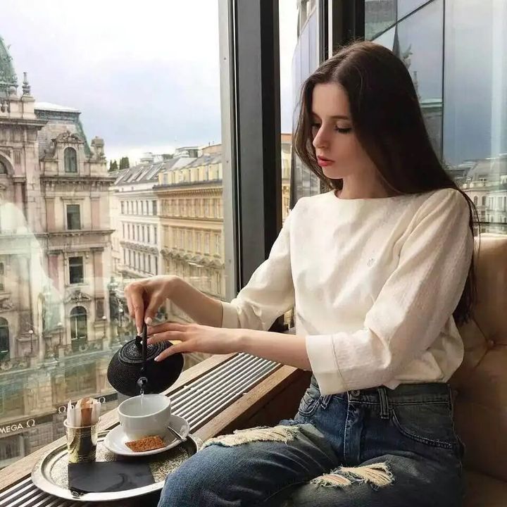 Profile Picture of lisatkshop (@lisatkshop) on Tiktok