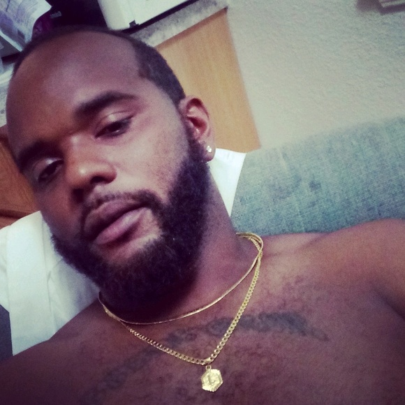 Profile Picture of Joe Mckenzie (@liljoememphis10) on Poshmark