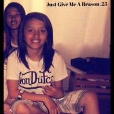 Profile Picture of Phoebe Cates (@phoebecates12) on Twitter