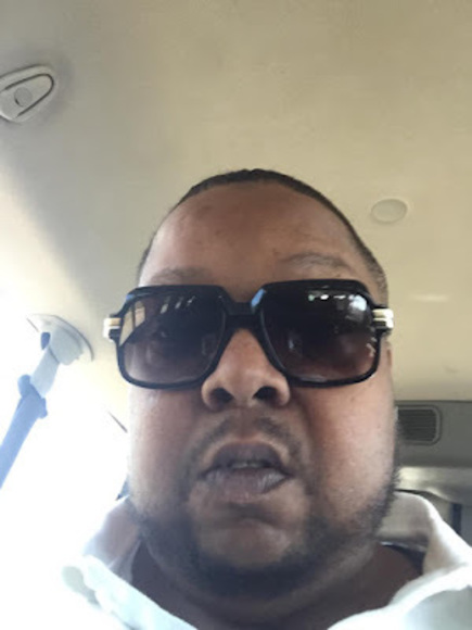 Profile Picture of Kenneth Bolden (@kennethbolden70) on Poshmark