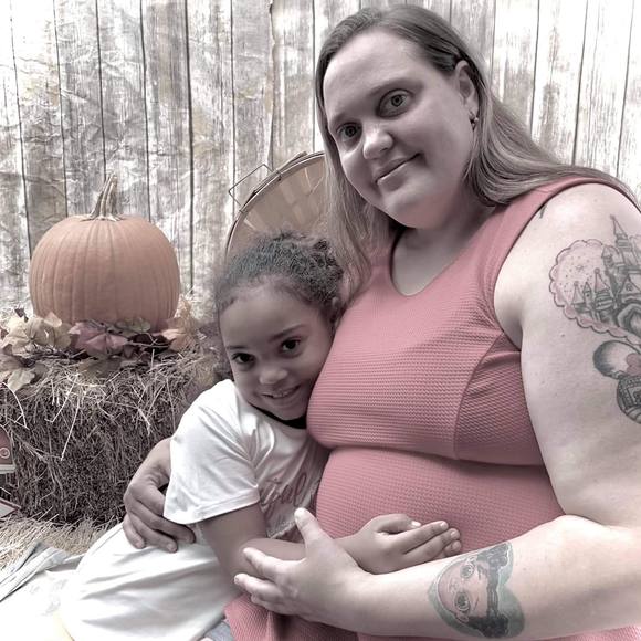 Profile Picture of Krystal Muzzarelli (@kmuzzarelli) on Poshmark