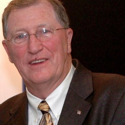 Profile Picture of Bill Schult (@max42po) on Twitter