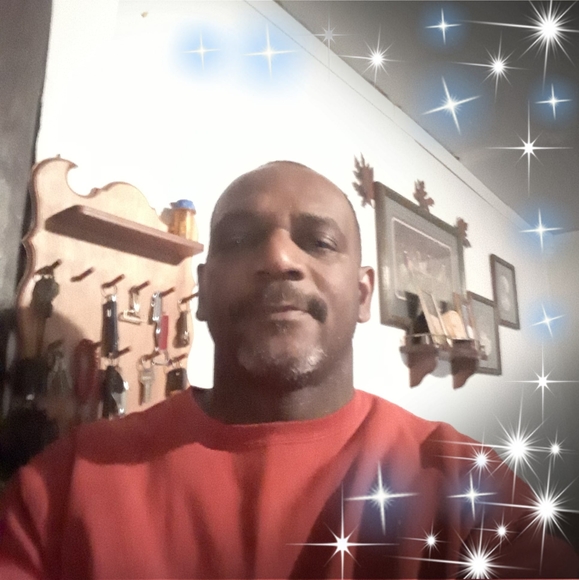 Profile Picture of Jimmie Jones (@jimmiejones822) on Poshmark