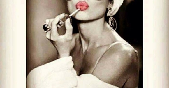 Profile Picture of Debra Passaro (@debrapassaro2) on Poshmark