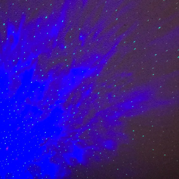 Profile Picture of Cassandra Paulson (@noelcassandra95) on Poshmark