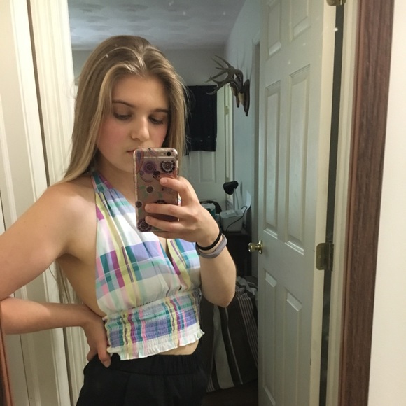 Profile Photo of Madisen Mutzabaugh (@madisen421) on Poshmark