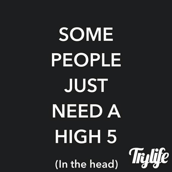 Profile Picture of Ellie Ames (@elli381water) on Poshmark