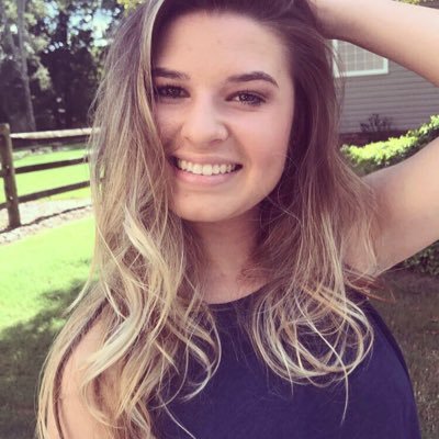 Profile Picture of Alexis Devine Smith (@alexisssmithhh) on Twitter