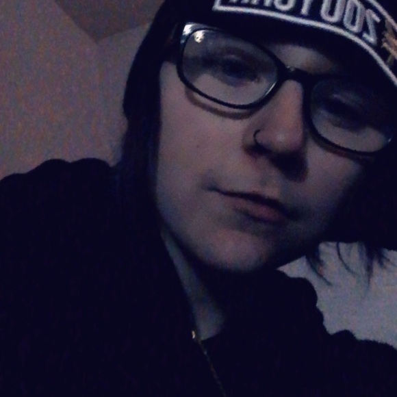 Profile Picture of Brianne Murphy (@hayitzbrii) on Poshmark