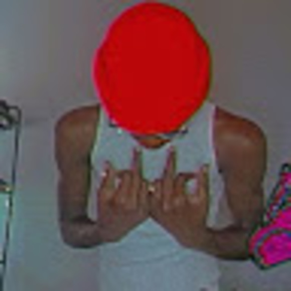 Profile Picture of Alecia Harte (@0202278) on Poshmark