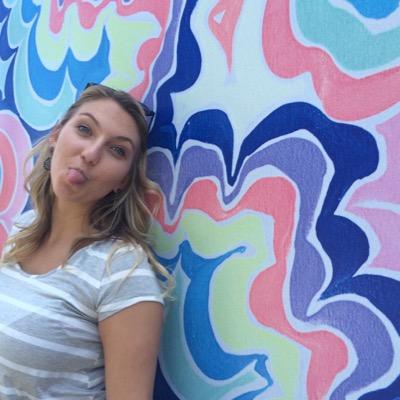 Profile Picture of Jenny Wakefieldon Twitter
