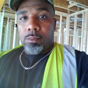 Profile Picture of Arnold Harris (@bidme1130) on Twitter