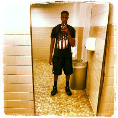 Profile Picture of Nabil Hakim (@Nabilhakim32) on Twitter