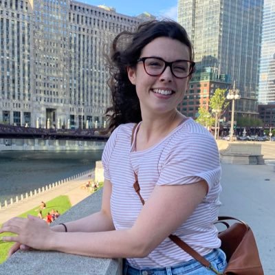 Profile Picture of Rebecca Schneider (@rebecmarieschn) on Twitter