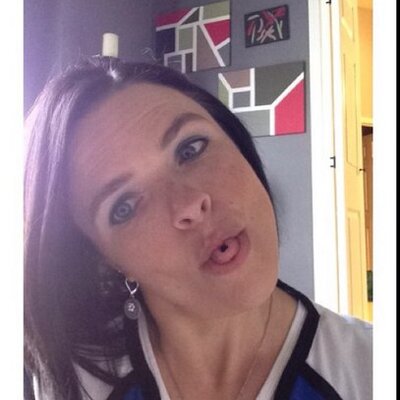 Profile Picture of Jennifer Darnell (@jjdarnell1976) on Twitter