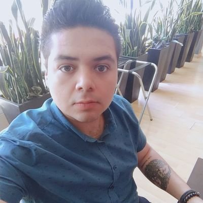 Profile Picture of Gustavo Espinosa (@iPaNdR0) on Twitter