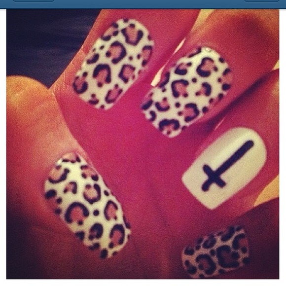 Profile Picture of Alex Bacon (@baconcakes123) on Poshmark