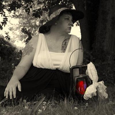 Profile Picture of Dawn Decker (@blaze1978) on Twitter