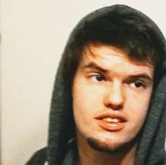 Profile Picture of Coty Mattison (@grnxmtn802) on Poshmark