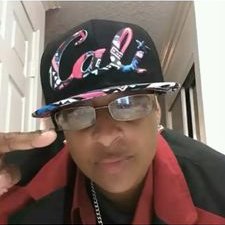 Profile Picture of Antoinette Long (@Antoine31210112) on Twitter