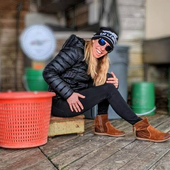 Profile Picture of Stacie Belvin (@joyfulgirl76) on Poshmark