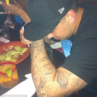 Profile Picture of ROBERT KARDASHIAN (@robkardashian) on Twitter