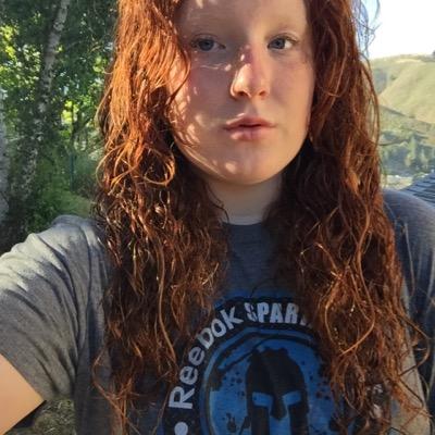 Profile Picture of Carly Watts (@carlita_2062) on Twitter