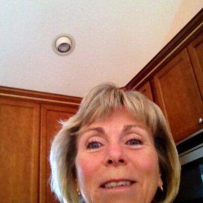 Profile Picture of Janet Schmid (@JanetSchmid) on Twitter