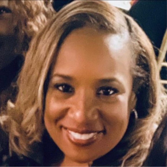 Profile Picture of Dierdra Williams (@dierdra_james) on Poshmark