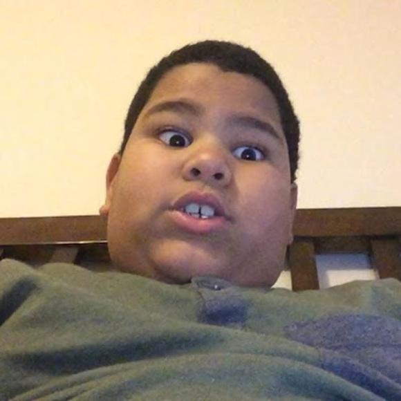 Profile Picture of Stella Perri (@20042235) on Poshmark