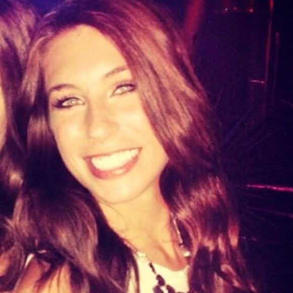 Profile Picture of Jessica Falatko (@jmoran1393) on Poshmark