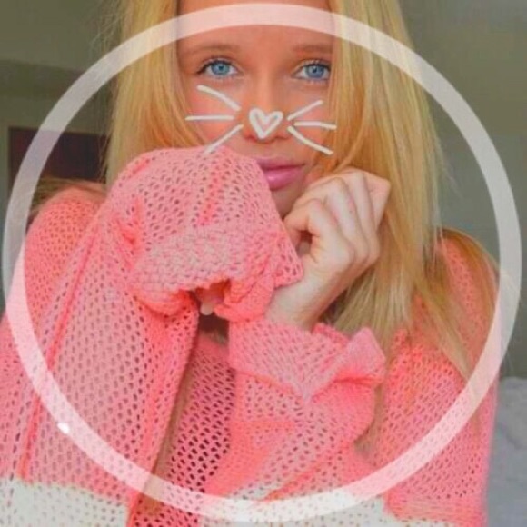 Profile Picture of Sara Hanish (@sarausly) on Poshmark