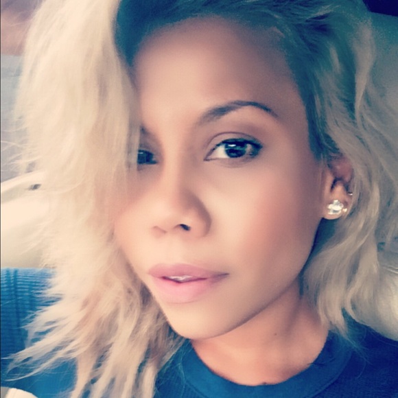 Profile Picture of Mati Garcia (@matipersian) on Poshmark