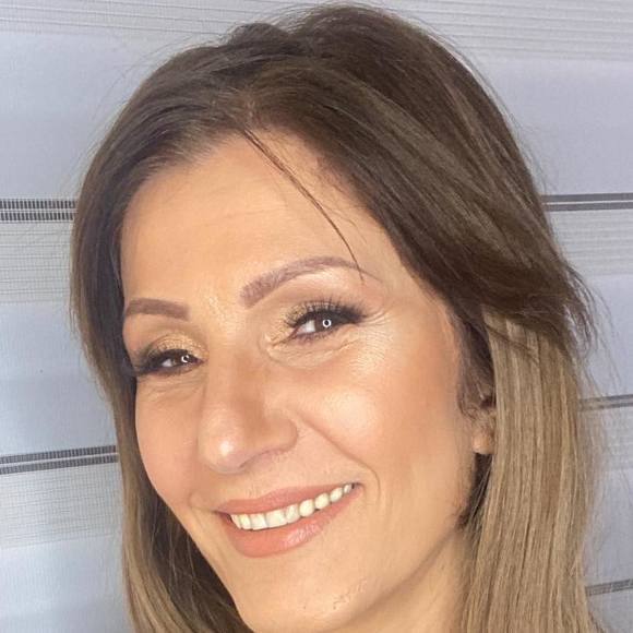Profile Picture of Zorica Balaban (@zoka) on Poshmark