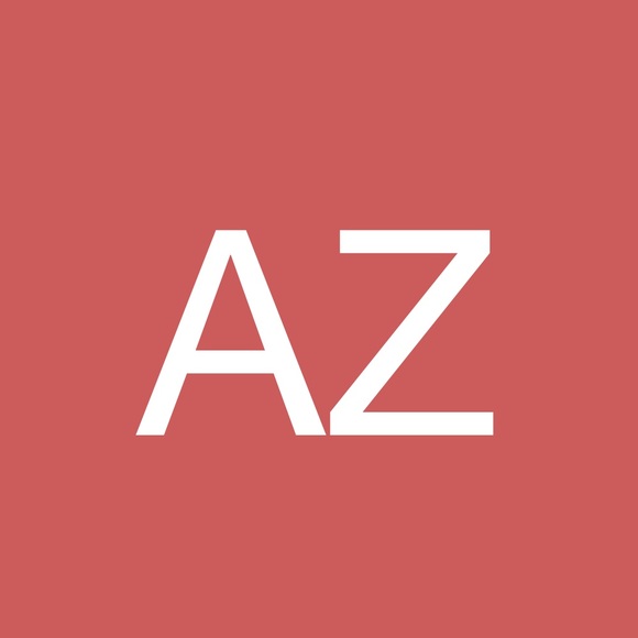 Profile Picture of Ana Zolezzi (@anazs) on Poshmark