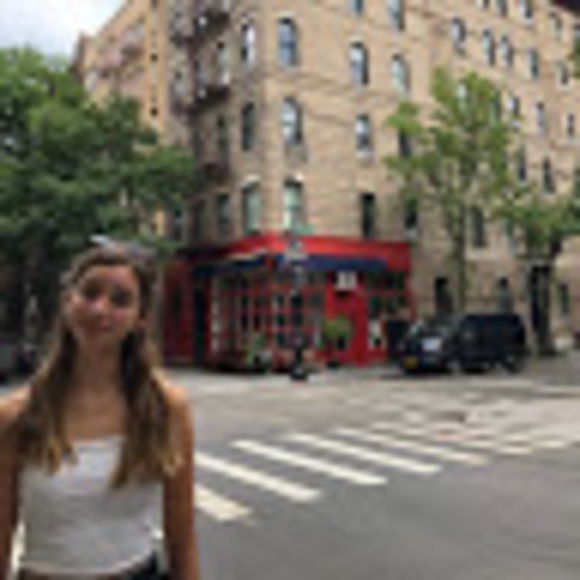 Xara Hyter - Poshmark Profile Picture of Xara Hyter (@xarahyter1) on Poshmark