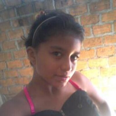 Profile Picture of Iris Elena De Lucio (@linda_prinnses) on Twitter