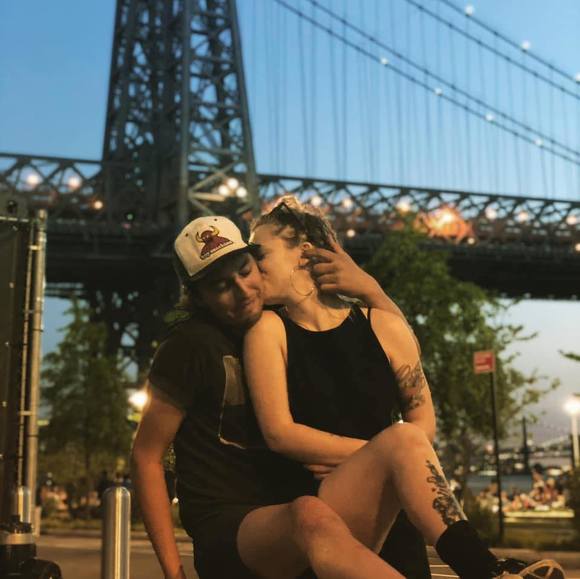 Profile Picture of Daniel Bayer (@danielbayer0) on Poshmark