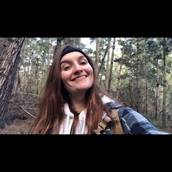Profile Picture of Skylar Wolfe (@skywolfe47) on Poshmark